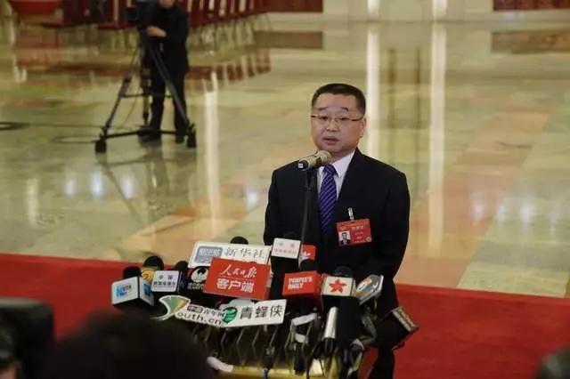 兩會國家醫療保障局局長胡靜林